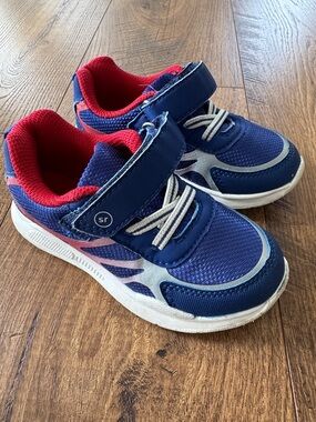 Stride Rite Ryne toddler sneaker, size 9